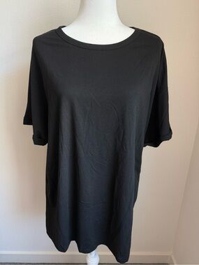 Athmile Flowy Oversized Black Short Sleeve Shirt